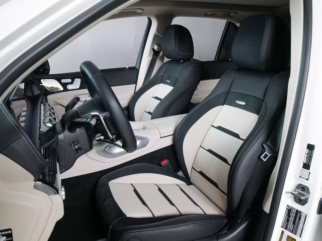 Used 2025 Mercedes-Benz GLE 53 AMG 4MATIC image 5