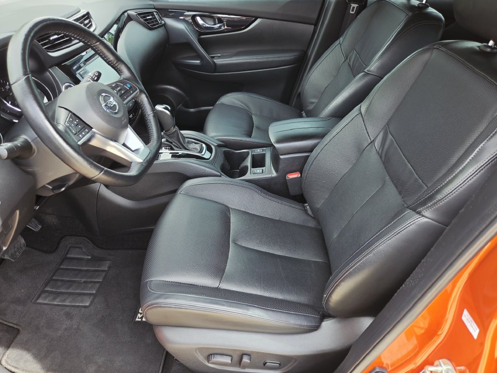 Used 2022 Nissan Rogue Sport SL AWD/4WD image 14