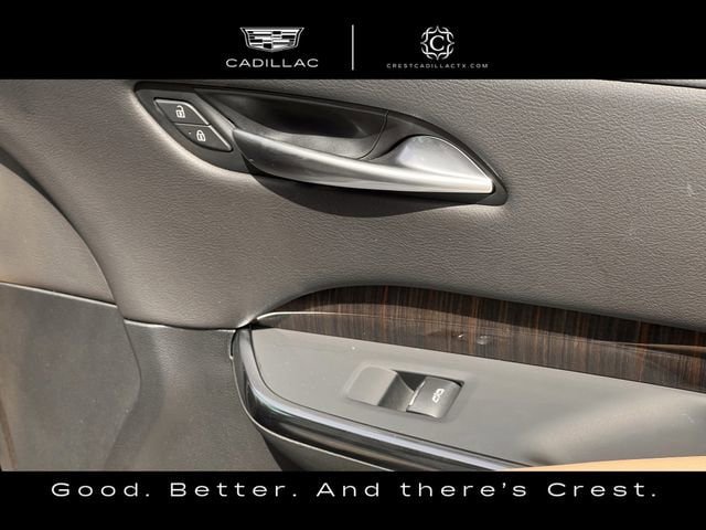 Used 2025 Cadillac XT4 Premium Luxury FWD image 27