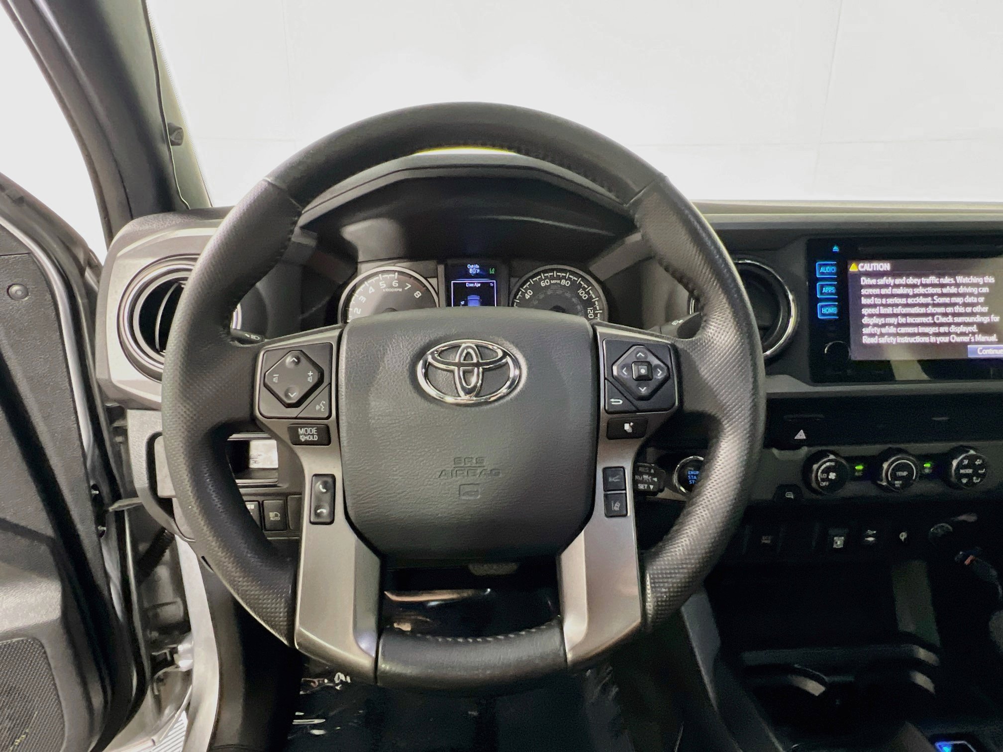 Used 2019 Toyota Tacoma TRD Sport RWD image 18