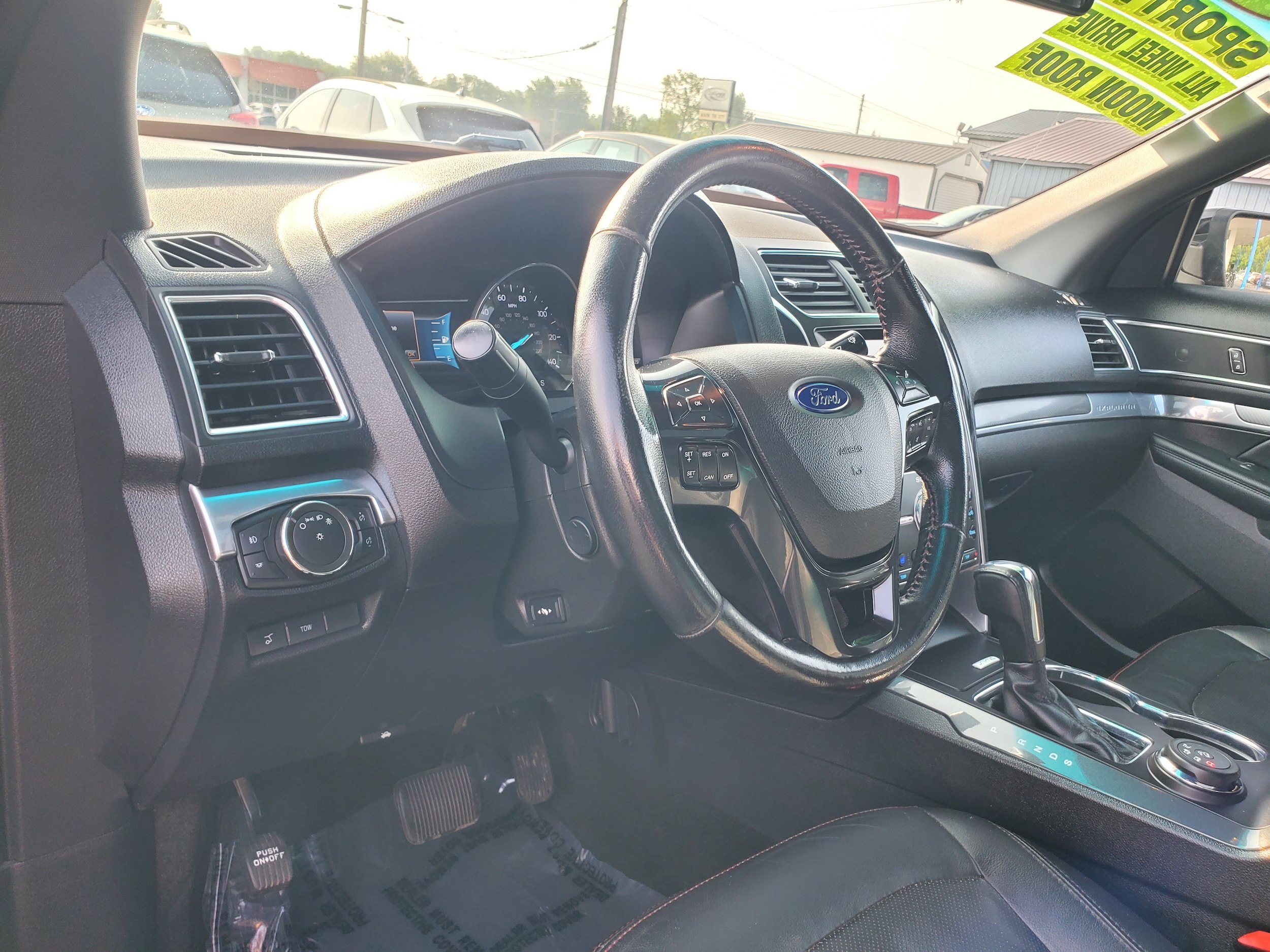 Used 2016 Ford Explorer Sport w/ Equipment Group 401A AWD/4WD image 13