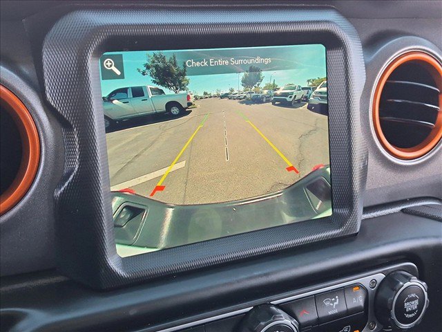 Used 2023 Jeep Gladiator Mojave w/ Trailer Tow Package AWD/4WD image 19