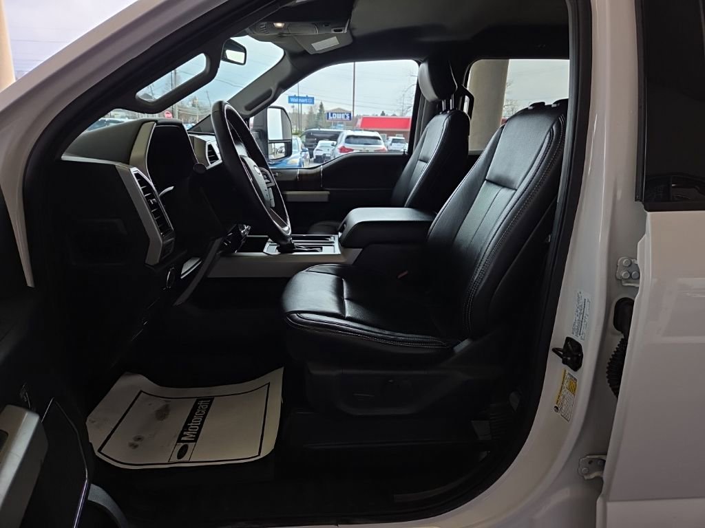 Used 2019 Ford F150 Lariat w/ Max Trailer Tow Package AWD/4WD image 12