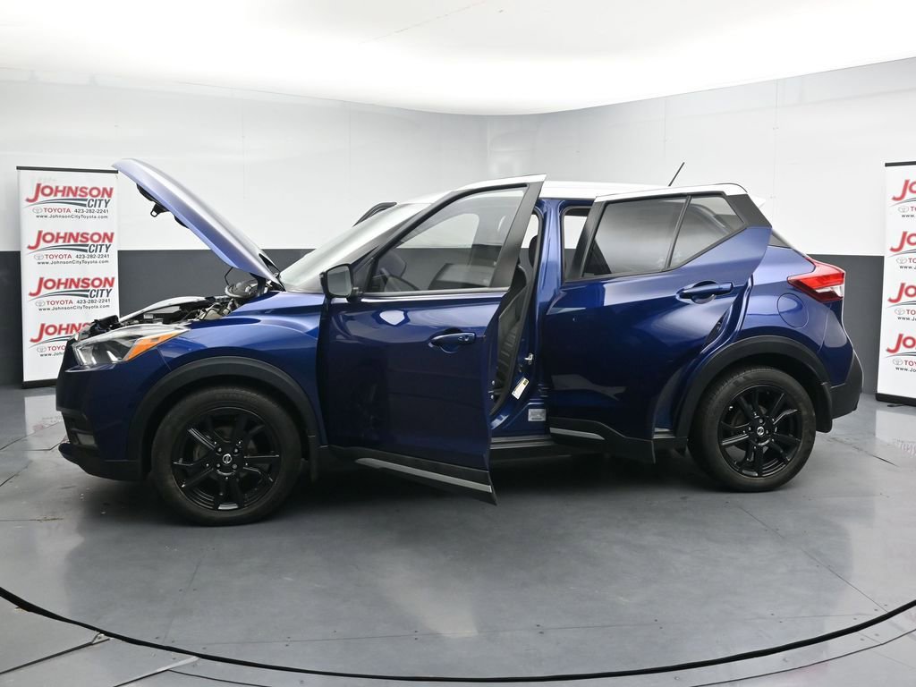 Used 2020 Nissan Kicks SR w/ SR Premium Package FWD image 42