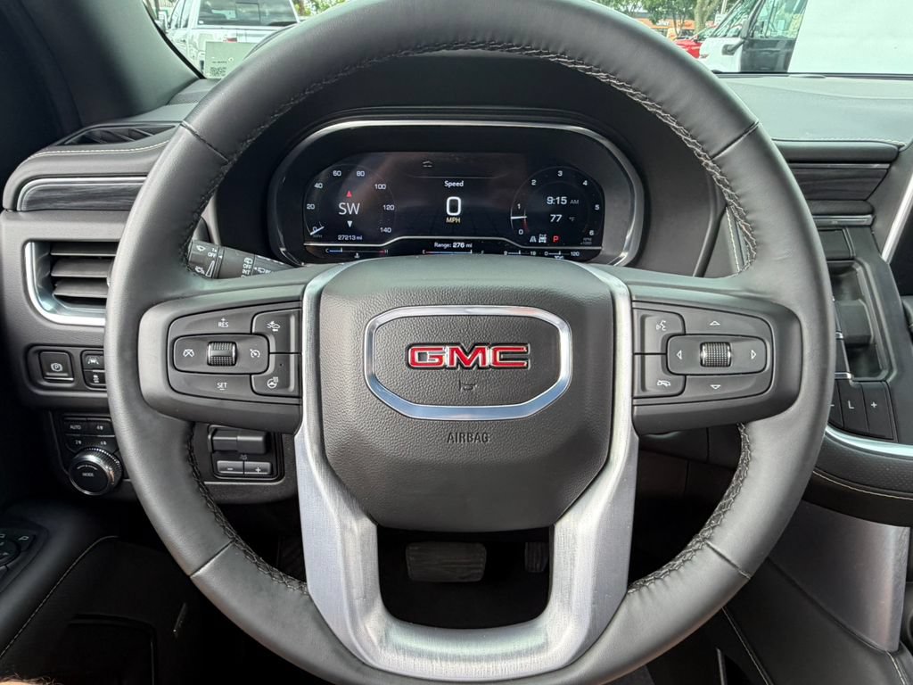 Certified 2024 GMC Yukon XL SLT w/ SLT Luxury Package AWD/4WD image 34