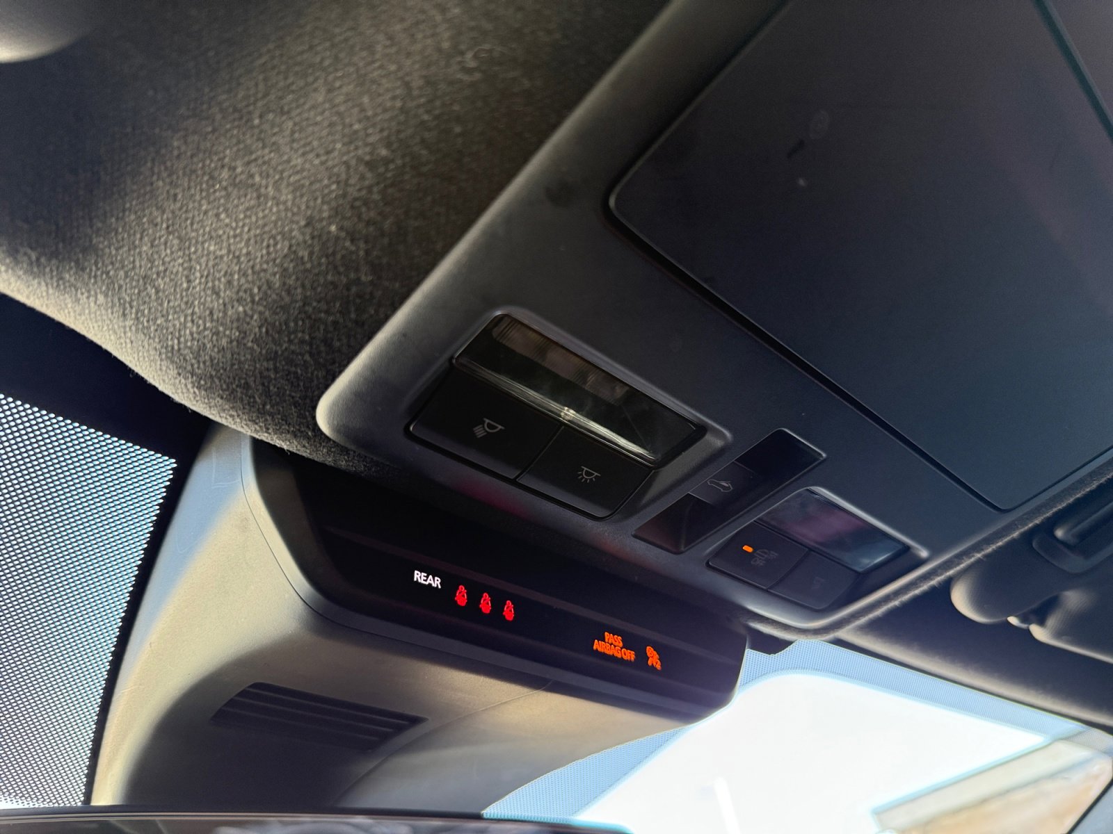 Used 2023 MAZDA MAZDA3 s image 18