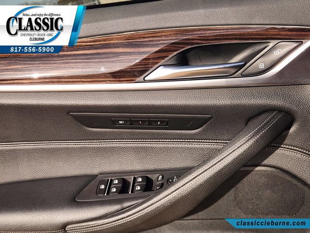 Used 2019 BMW 540i w/ M Sport Package image 23