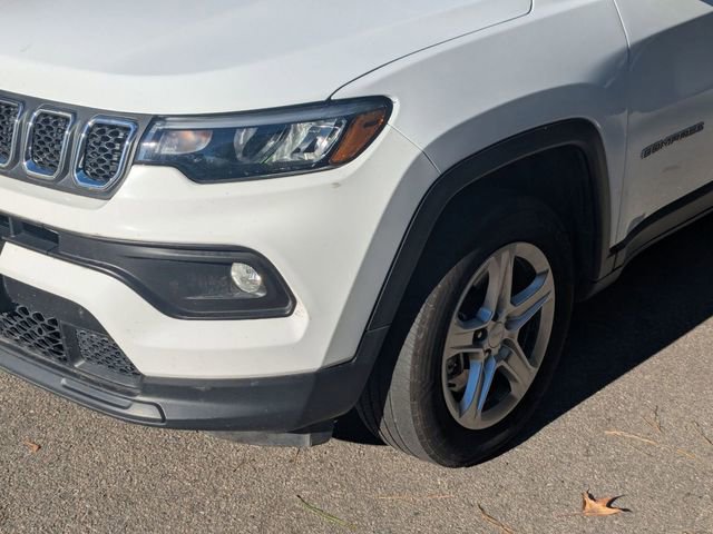 Used 2024 Jeep Compass Latitude image 20