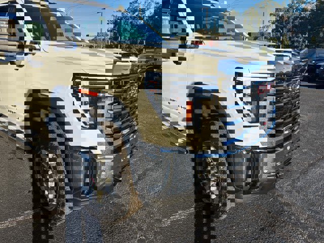 New 2026 GMC Sierra 2500 SLT w/ SLT Premium Package image 6