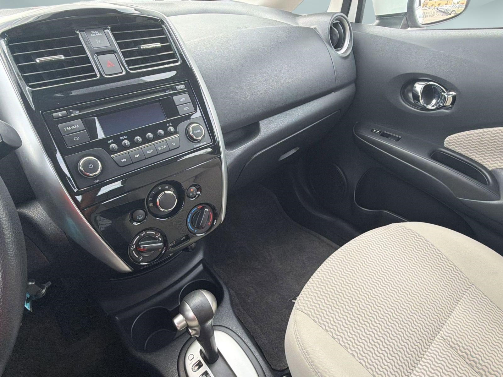 Used 2015 Nissan Versa Note SV FWD image 20