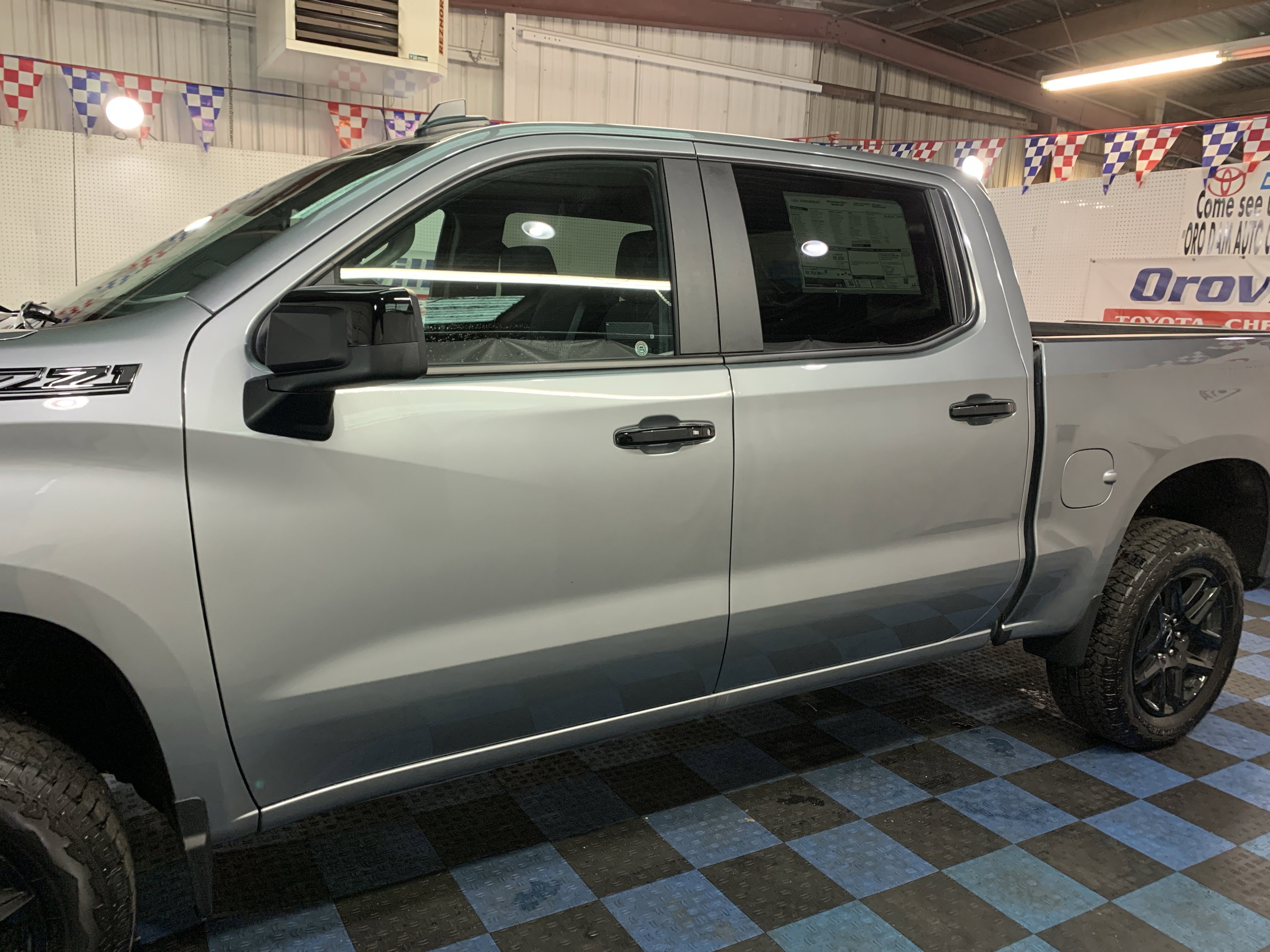 New 2026 Chevrolet Silverado 1500 LT Trail Boss w/ Dark Appearance Package image 2