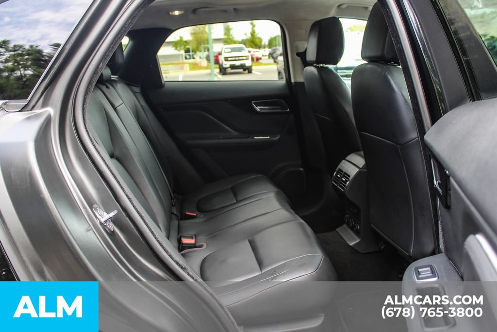Used 2020 Jaguar F-PACE Premium AWD/4WD image 17