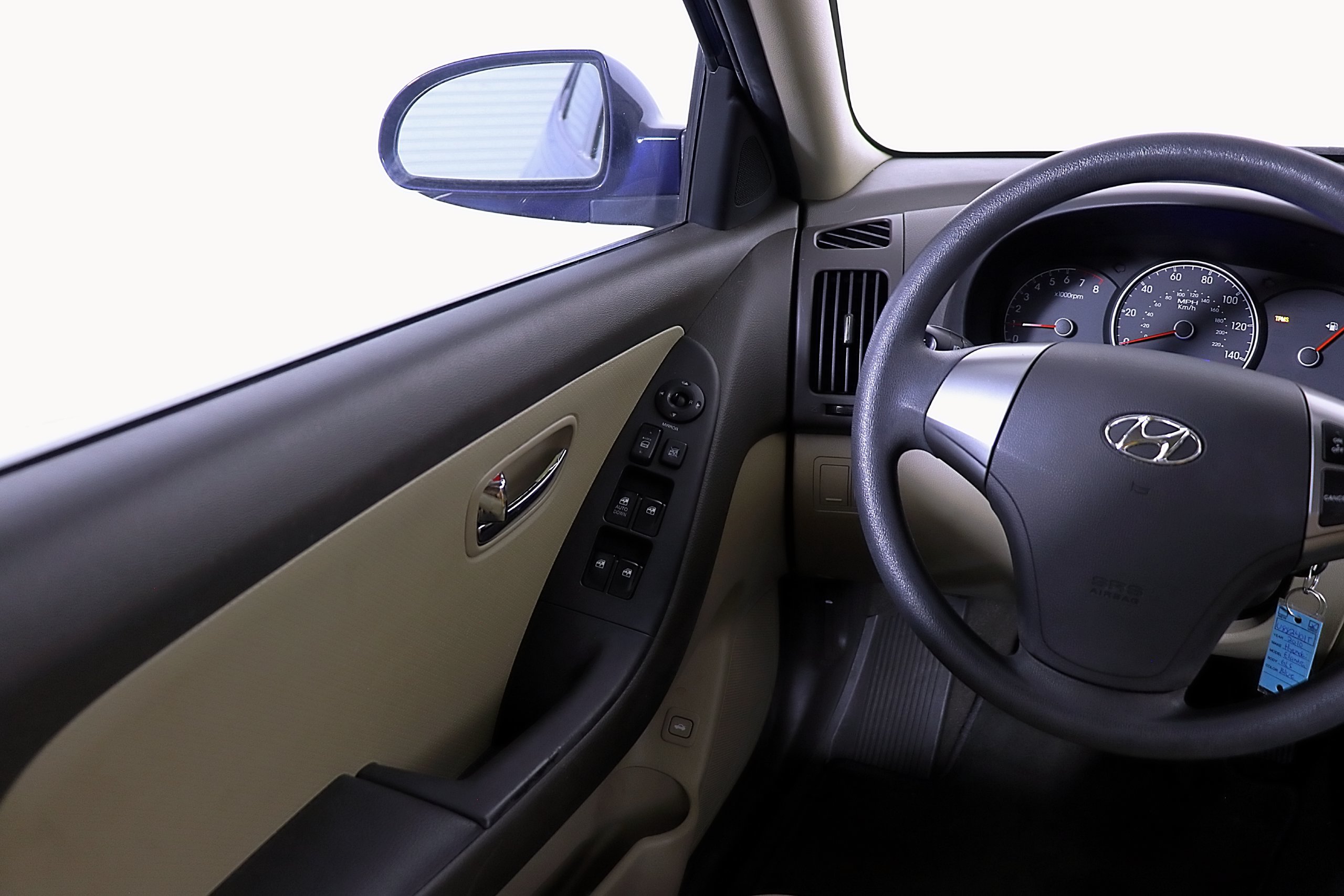 Used 2010 Hyundai Elantra GLS FWD image 16