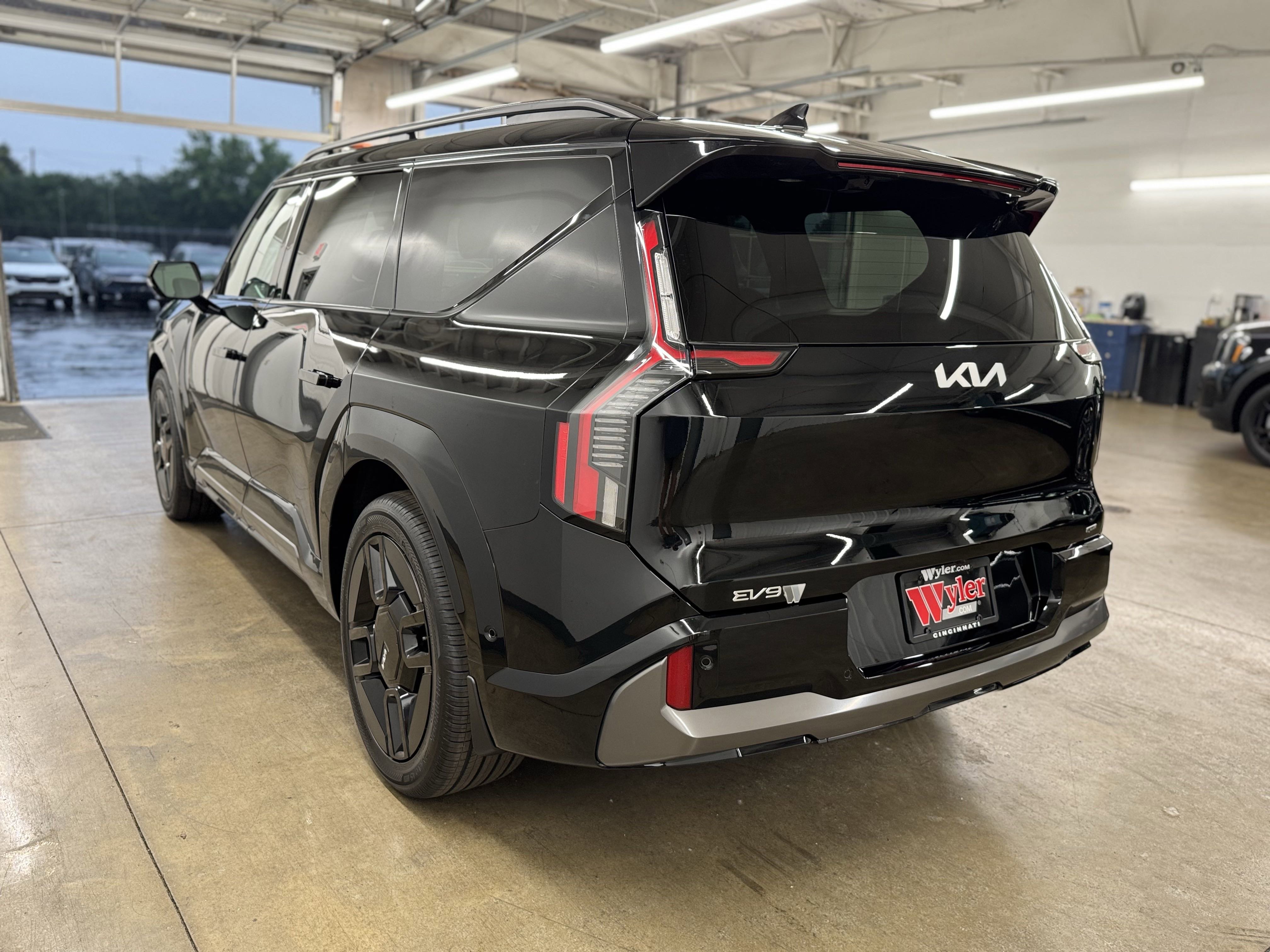 New 2026 Kia EV9 GT-Line image 7