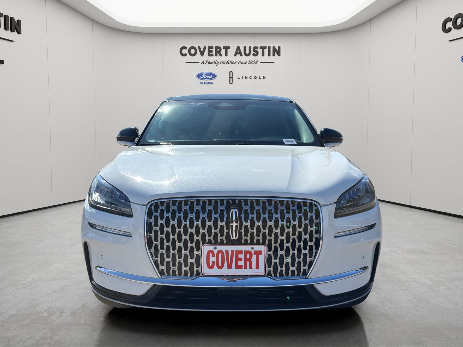 Used 2024 Lincoln Corsair FWD w/ Equipment Group 101A image 8