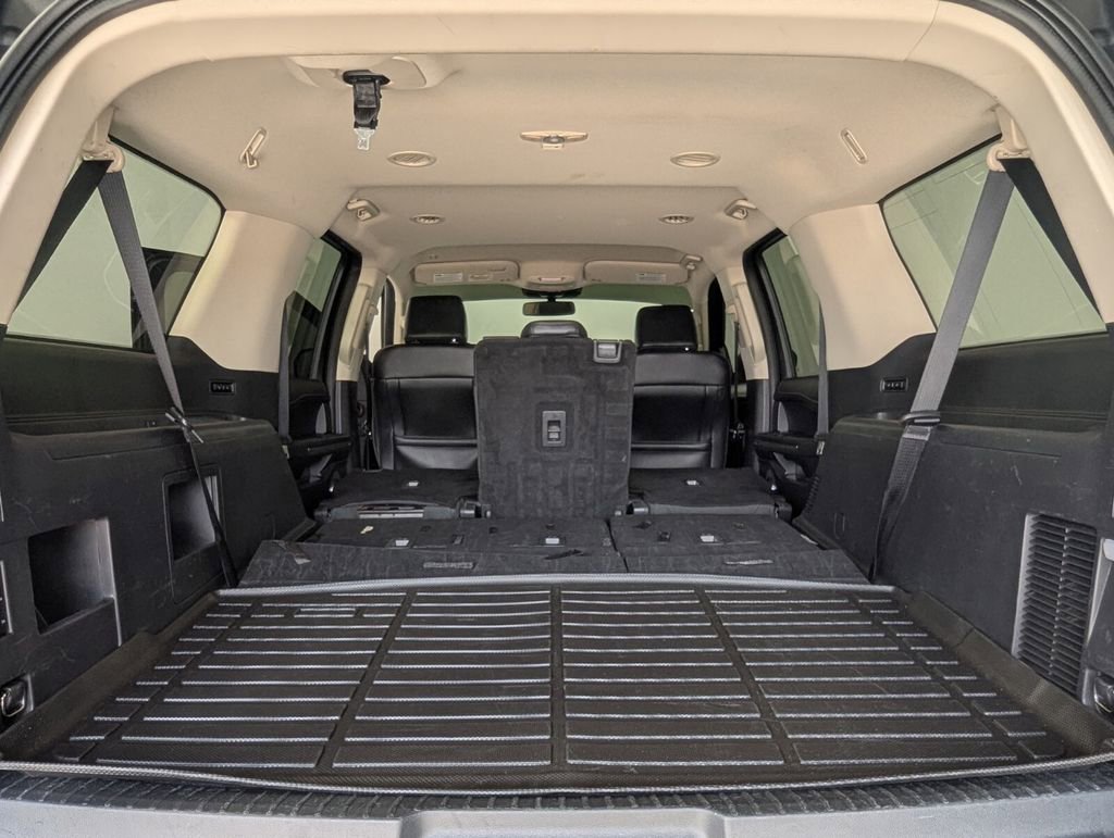 Used 2024 Ford Expedition Max XLT RWD image 25