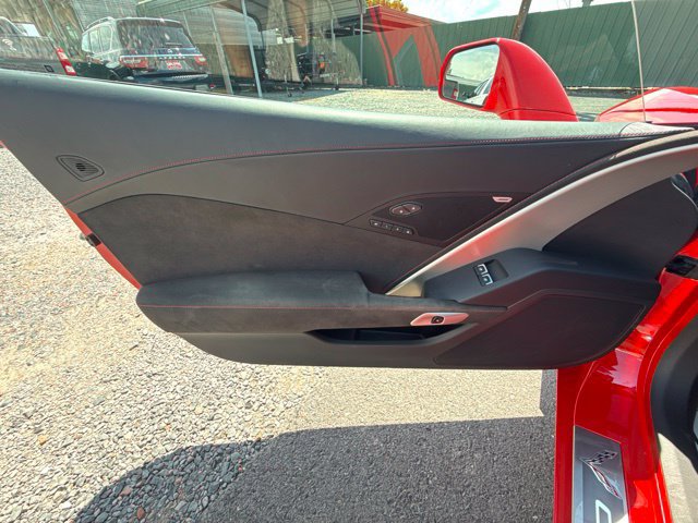 Used 2019 Chevrolet Corvette Stingray Convertible w/ 3LT Preferred Equipment Group RWD image 7
