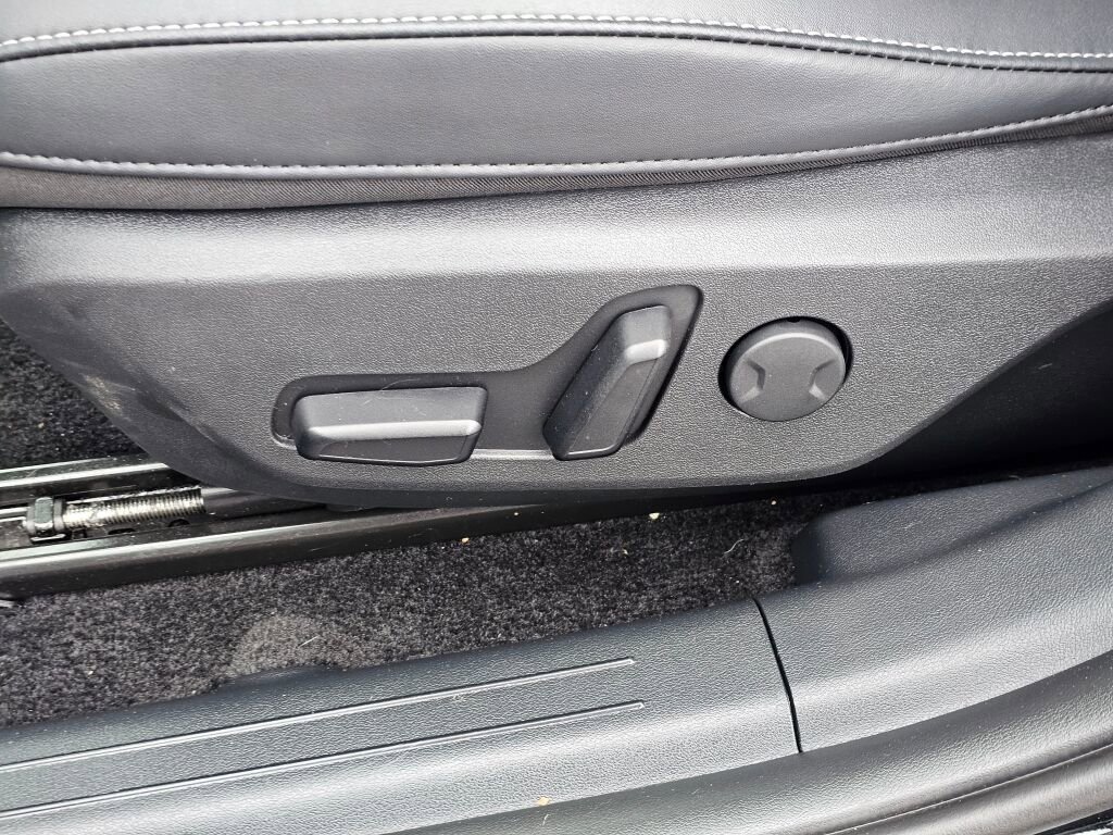 Certified 2023 Kia EV6 Wind AWD/4WD image 32