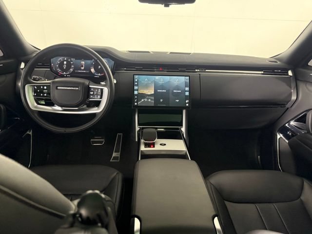Used 2024 Land Rover Range Rover Long Wheelbase SE AWD/4WD image 26