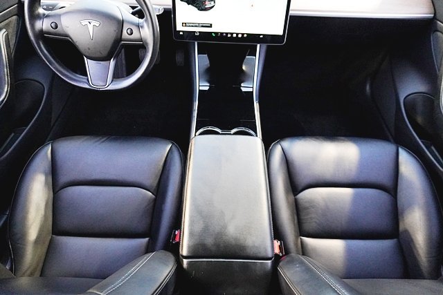 Used 2019 Tesla Model 3 Mid Range RWD image 31