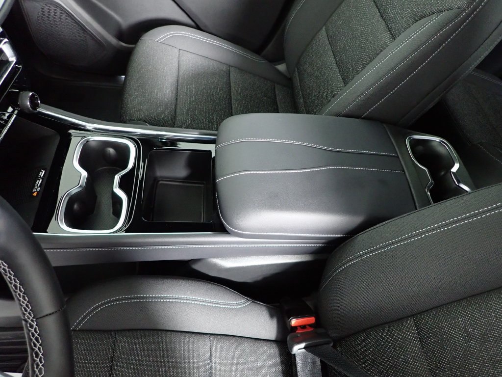 New 2027 Chevrolet Traverse LT w/ LPO, Floor Liner Package AWD/4WD image 31