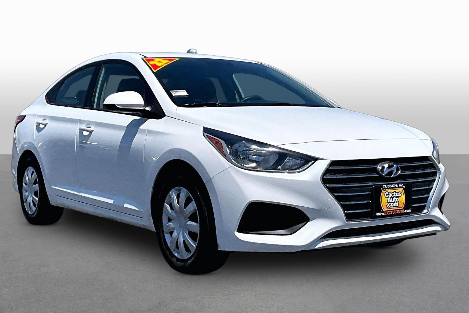 Used 2022 Hyundai Accent SE w/ Cargo Package FWD image 10