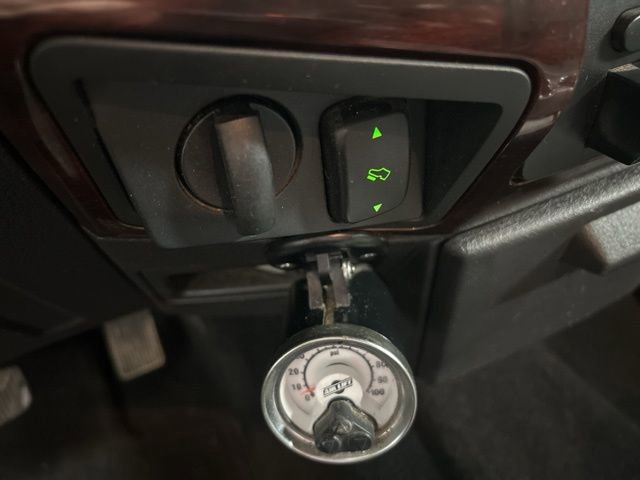 Used 2010 Ford F250 Lariat AWD/4WD image 28