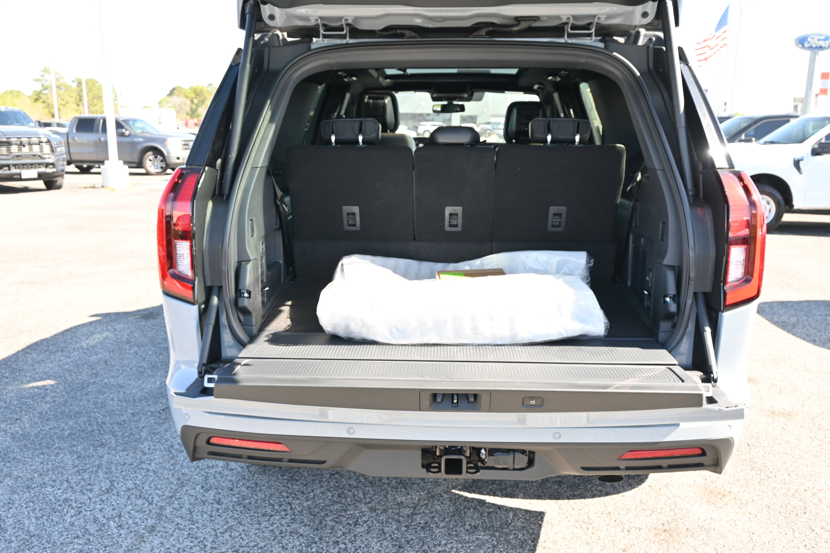 New 2026 Ford Expedition Tremor image 6