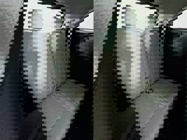 New 2026 Kia Sorento S image 24