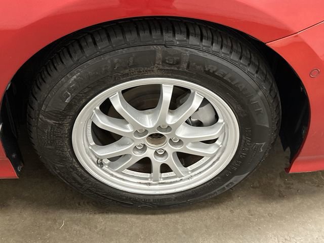 Used 2018 Toyota Prius Three w/ Advanced Technology Package image 5