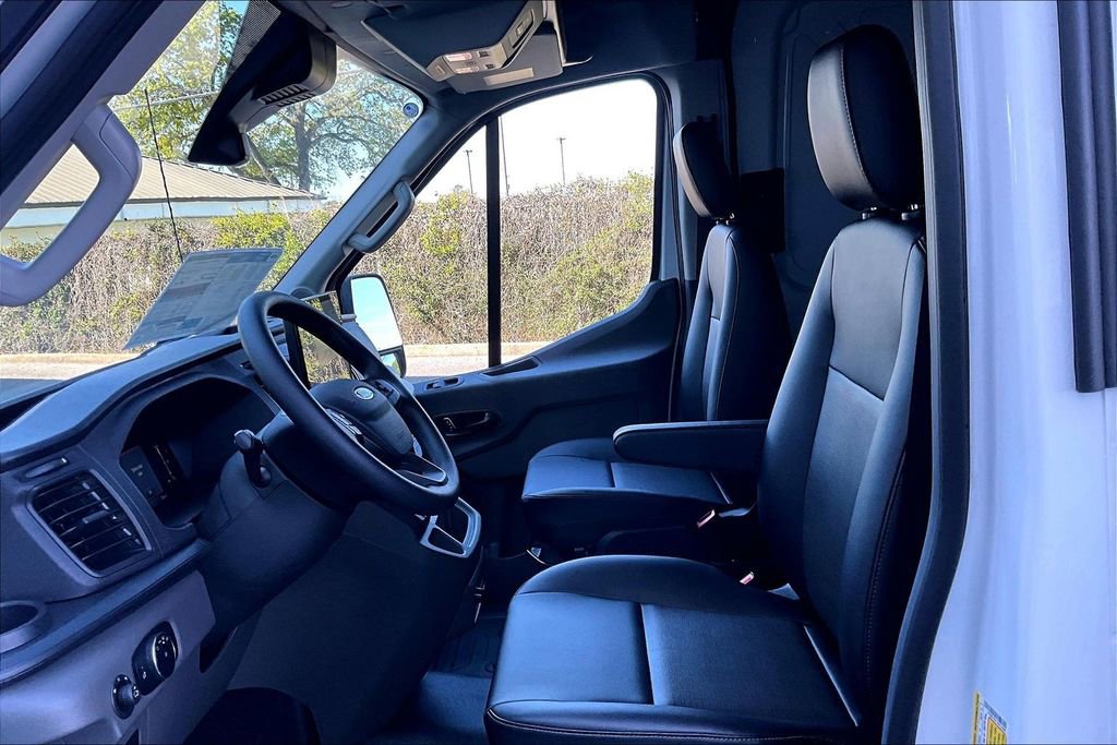 New 2026 Ford Transit 250 148 High Roof RWD image 9