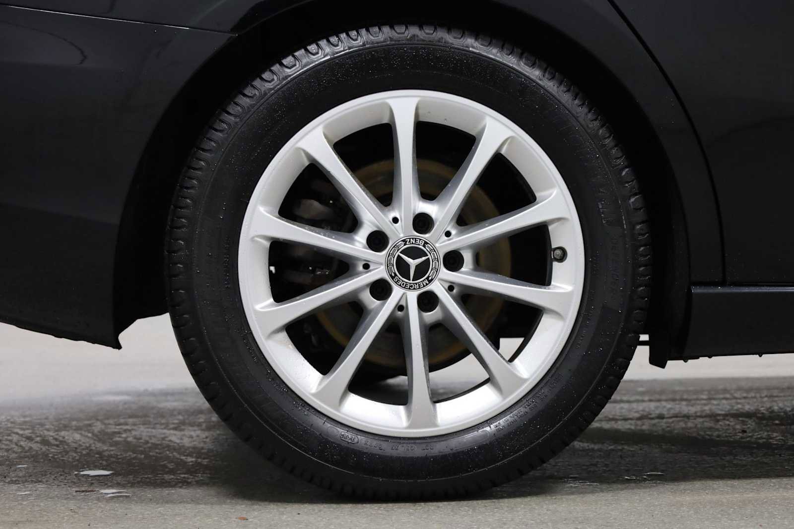 Used 2019 Mercedes-Benz A 220 4MATIC image 35