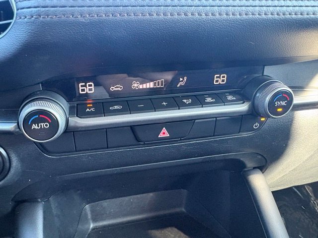 Used 2024 MAZDA MAZDA3 s FWD image 31