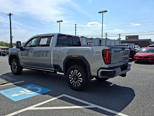 Used 2025 GMC Sierra 2500 Denali Ultimate AWD/4WD image 4