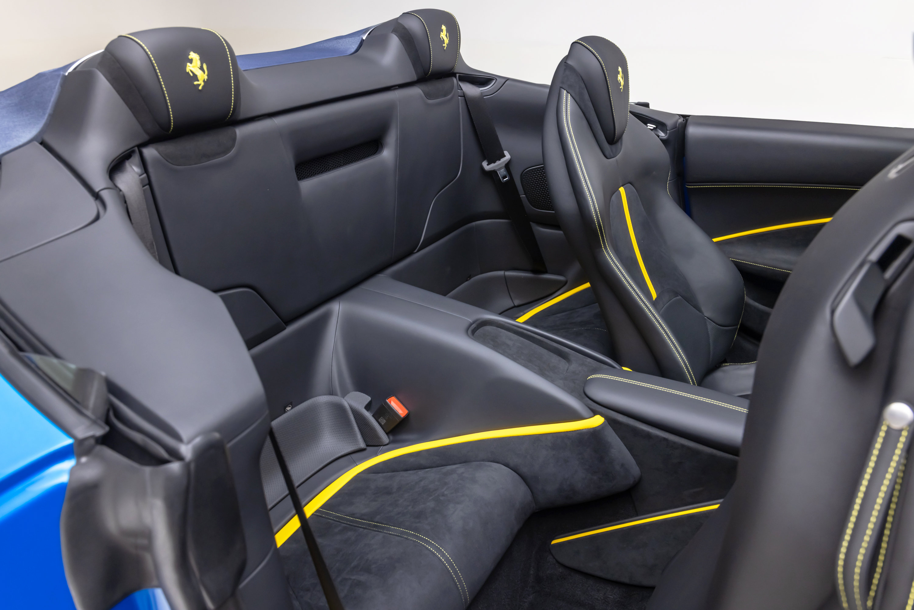 Used 2026 Ferrari Roma Spider RWD image 52