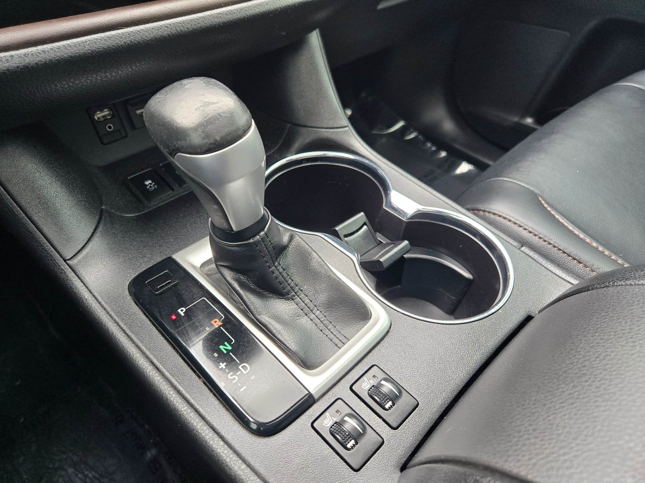 Used 2019 Toyota Highlander XLE image 33