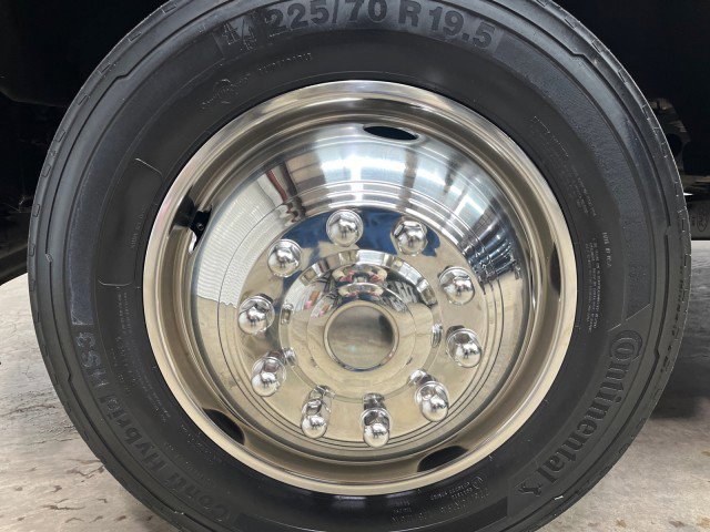 Used 2024 Ford F550 4x4 Crew Cab Super Duty image 40