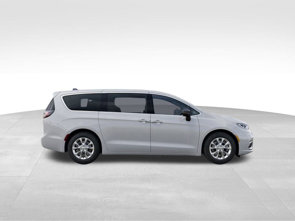 New 2026 Chrysler Pacifica Select image 22
