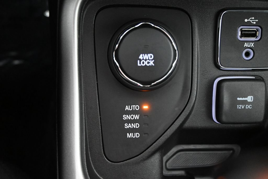 Used 2018 Jeep Compass Sport AWD/4WD image 30