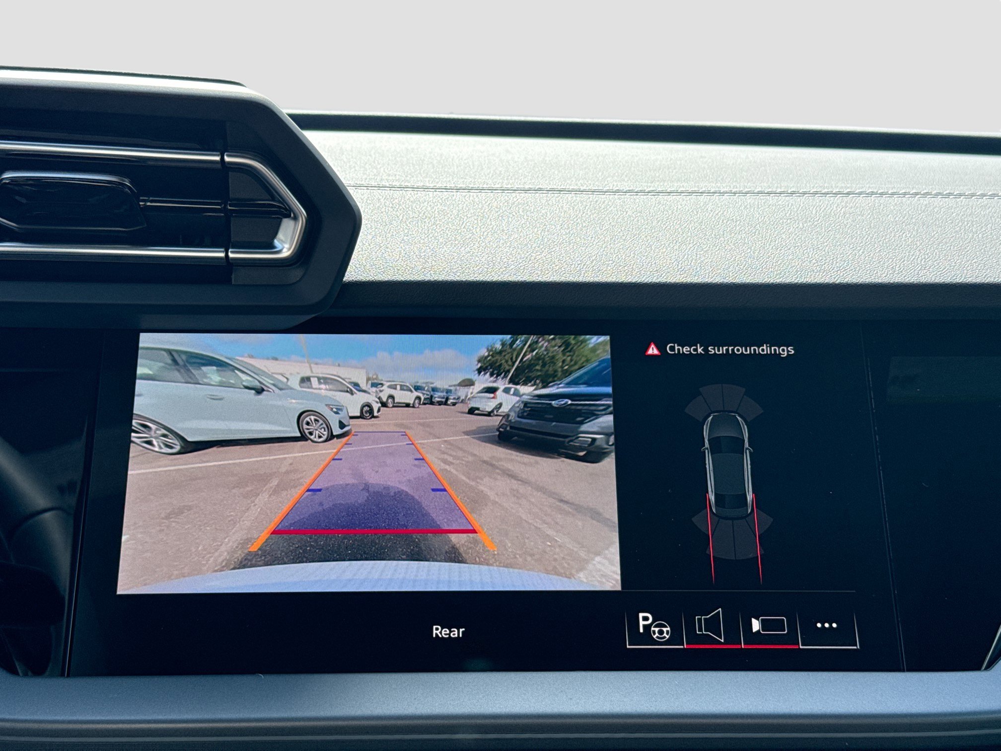 New 2026 Audi A3 2.0T Premium image 32