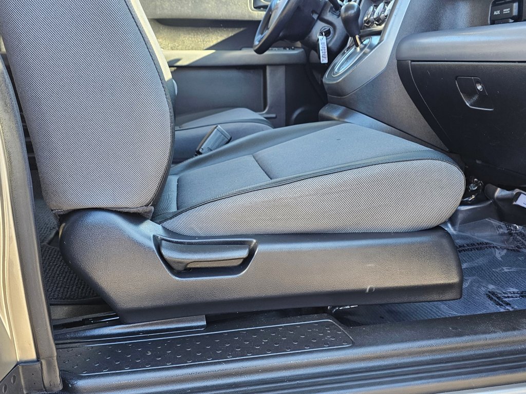 Used 2004 Honda Element EX image 24