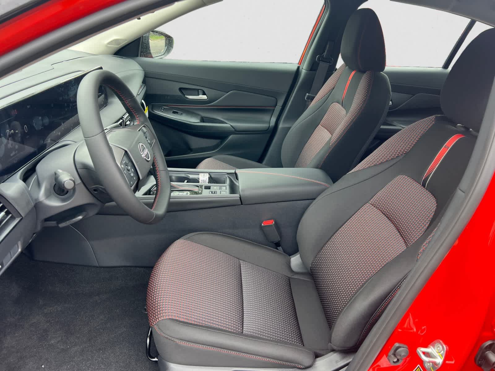 New 2026 Nissan Sentra SR w/ Floor Mat Package FWD image 16