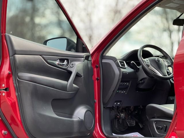 Used 2016 Nissan Rogue SL w/ SL Premium Package image 9