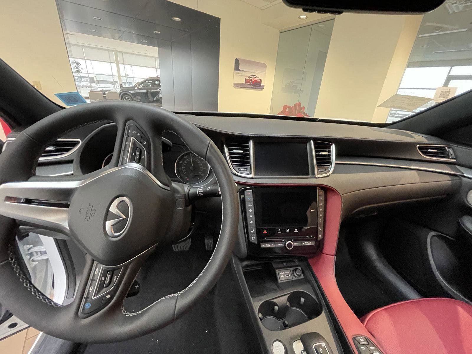 New 2025 INFINITI QX55 Sensory w/ Lighting Package AWD/4WD image 11