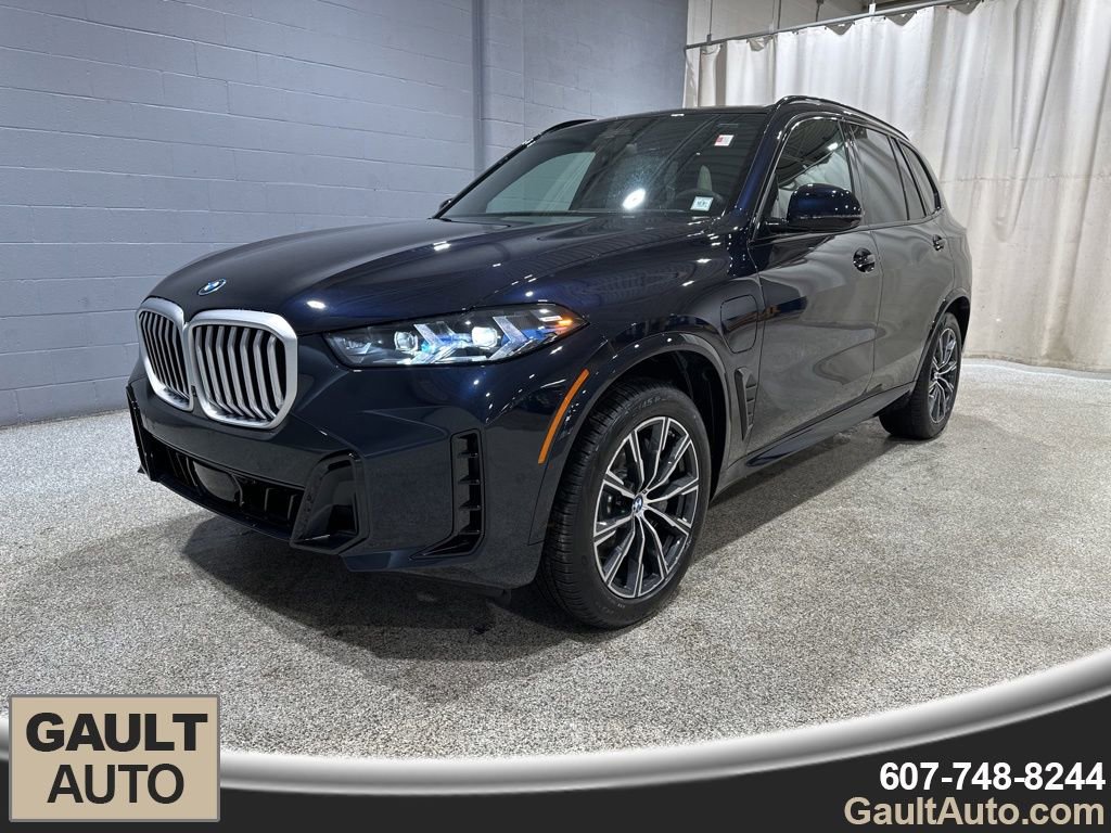 New 2026 BMW X5 xDrive50e w/ Executive Package image 4