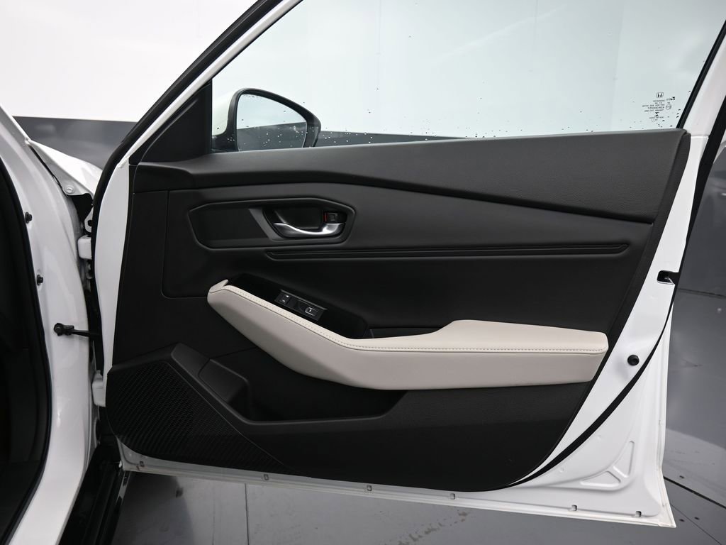 Certified 2023 Honda Accord Touring image 41
