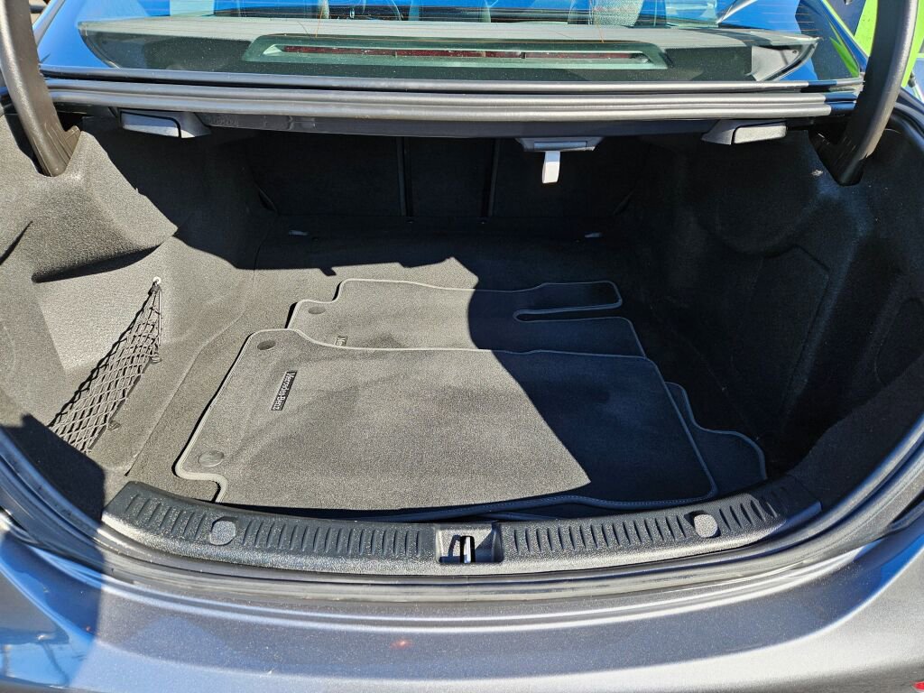 Used 2017 Mercedes-Benz E 300 4MATIC w/ Premium 1 Package image 10