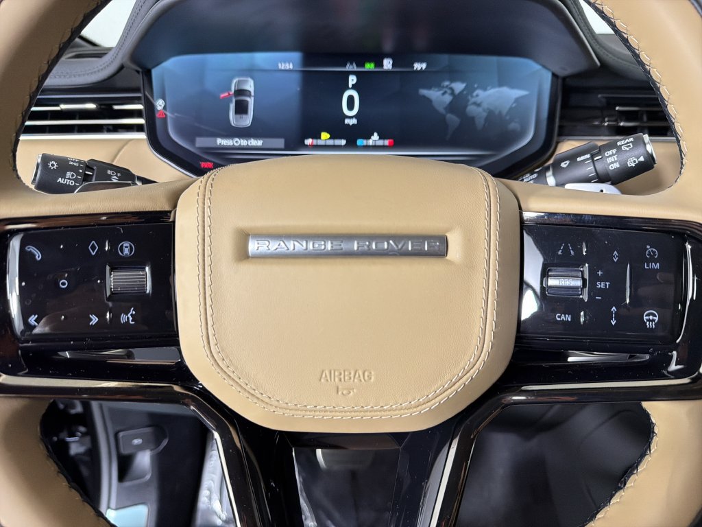 New 2027 Land Rover Range Rover Sport Dynamic SE AWD/4WD image 17