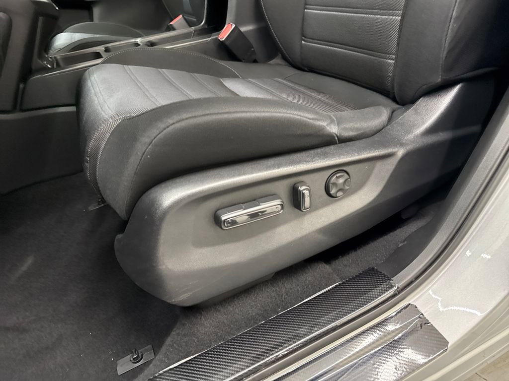 Used 2020 Honda CR-V EX image 12