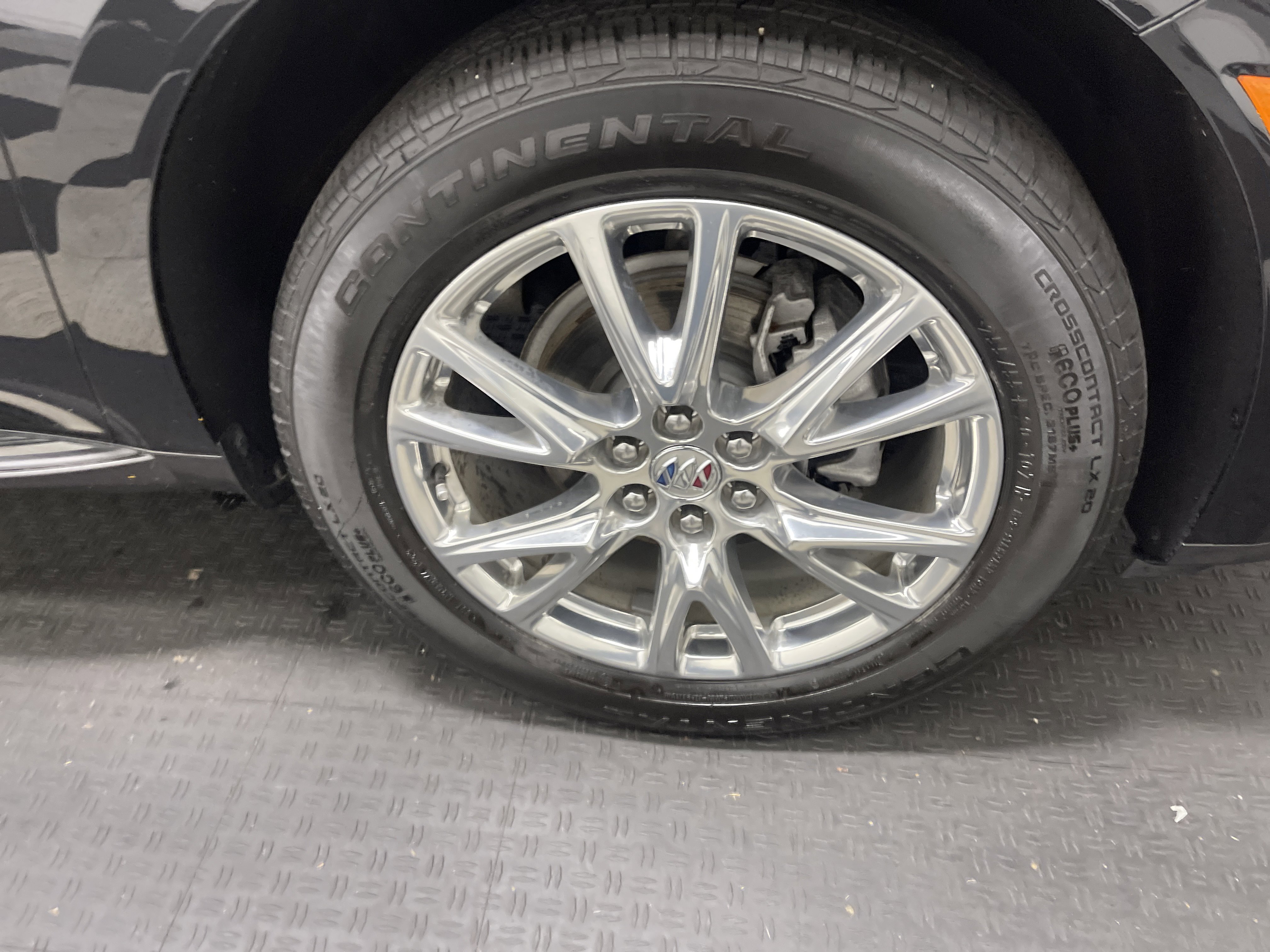 Used 2024 Buick Enclave Essence w/ Experience Buick Package image 29